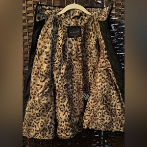 Weatherproof Women’s Quilted Vest Black with Animal Print Faux Fur Inner Lining